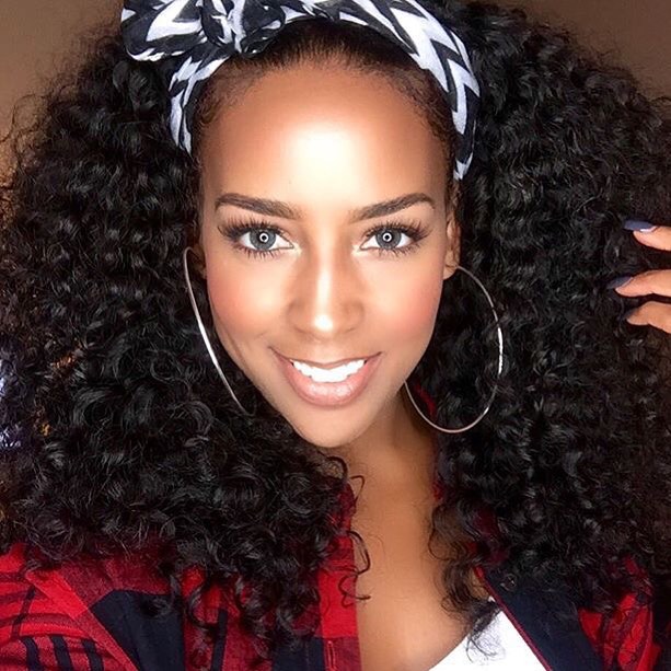 4 Tone Aqua Colored Contacts