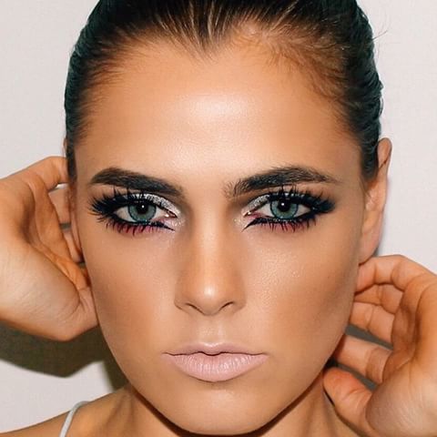 4 Tone Aqua Colored Contacts